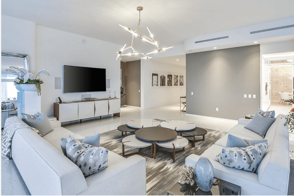 The 7 Best Miami Real Estate Photography Providers - LUXVT